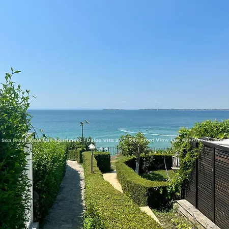 Sea Front View Lux Studio- Etara Iv * سفيتي فلاس